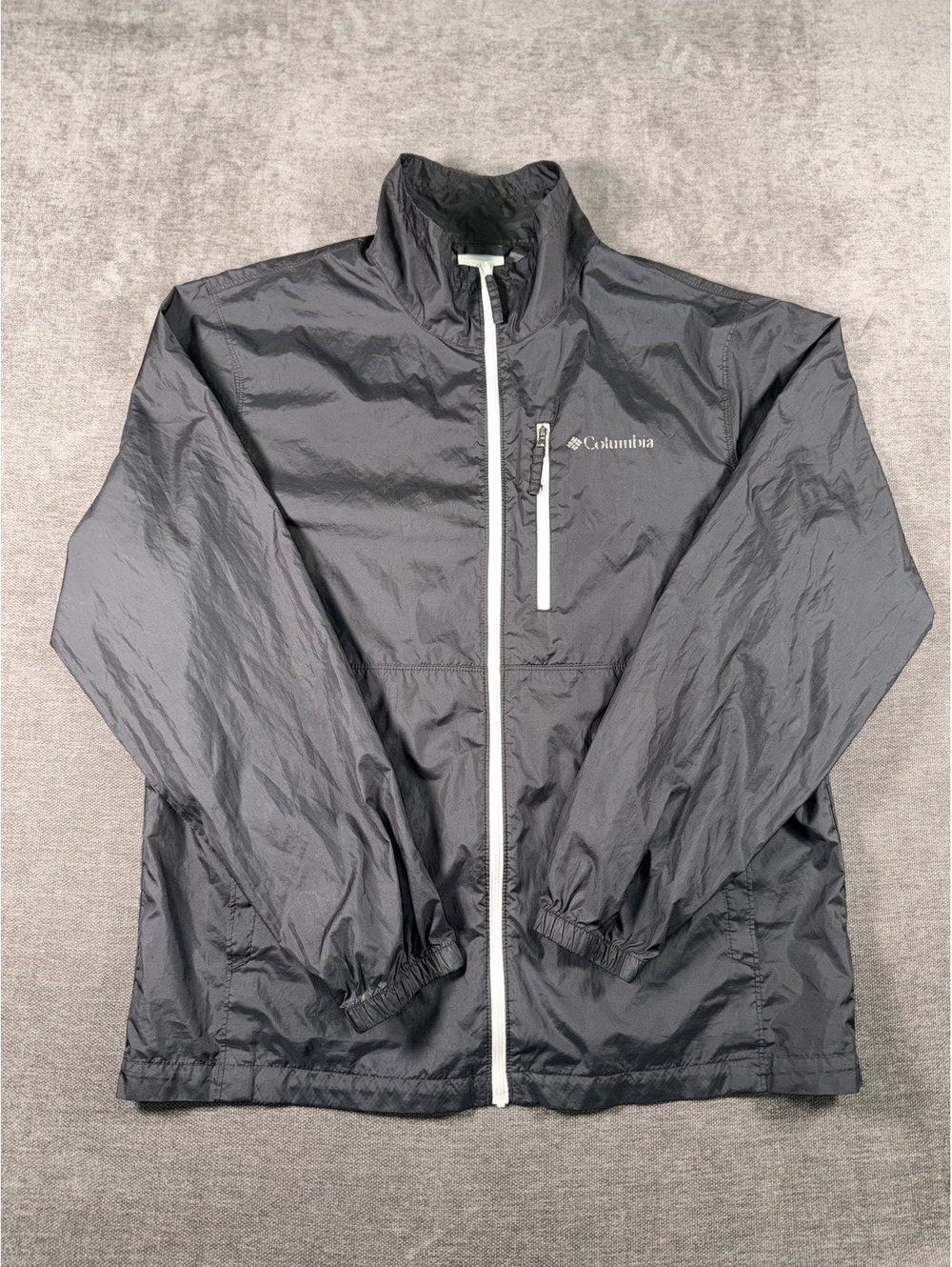 Columbia Black Lightweight Windbreaker Jacket Size M